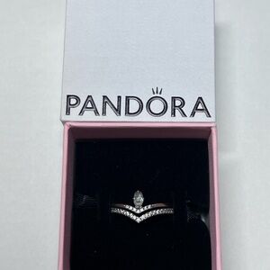 Pandora Sparkling Wishbone Stable Ring Set